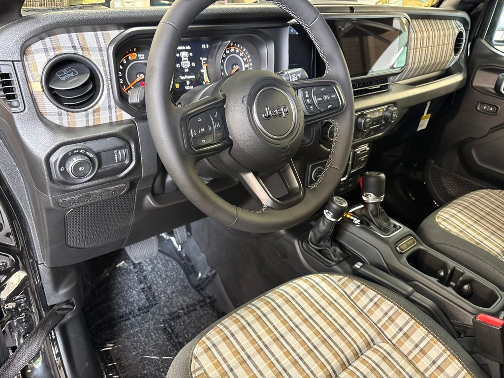 Thumbnail: 2026 Jeep Wrangler - 2