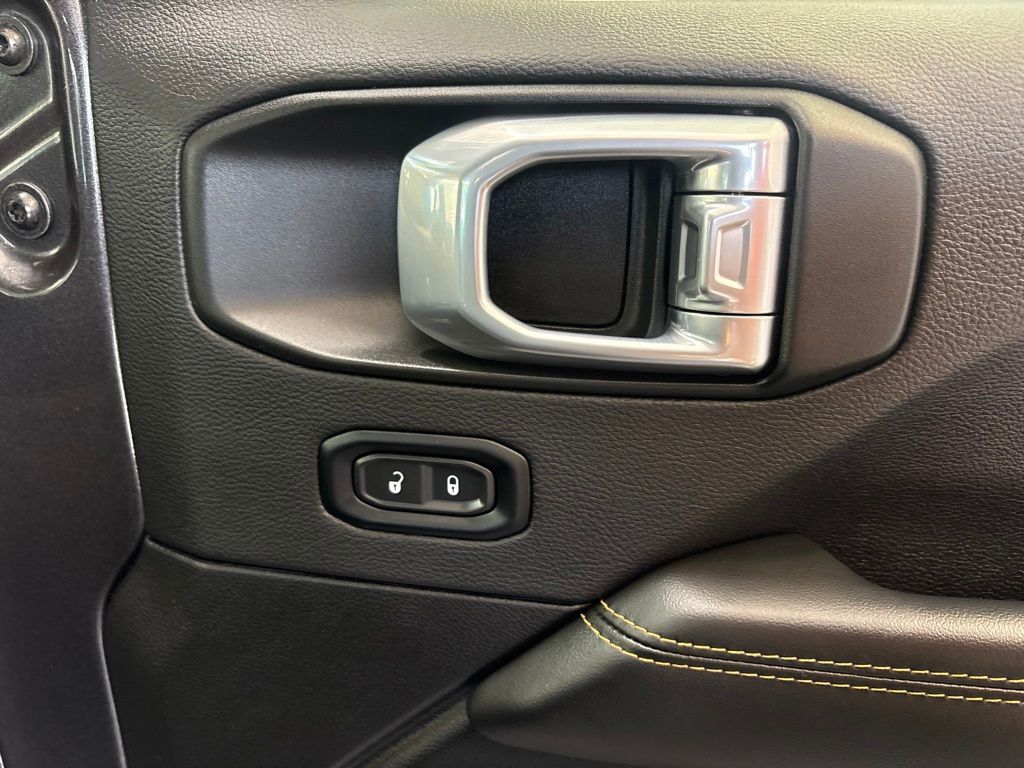 Thumbnail: 2024 Jeep Wrangler - 42