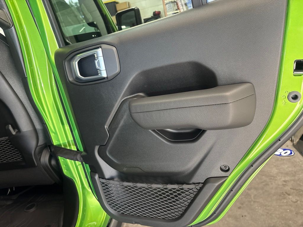 Thumbnail: 2026 Jeep Wrangler - 35
