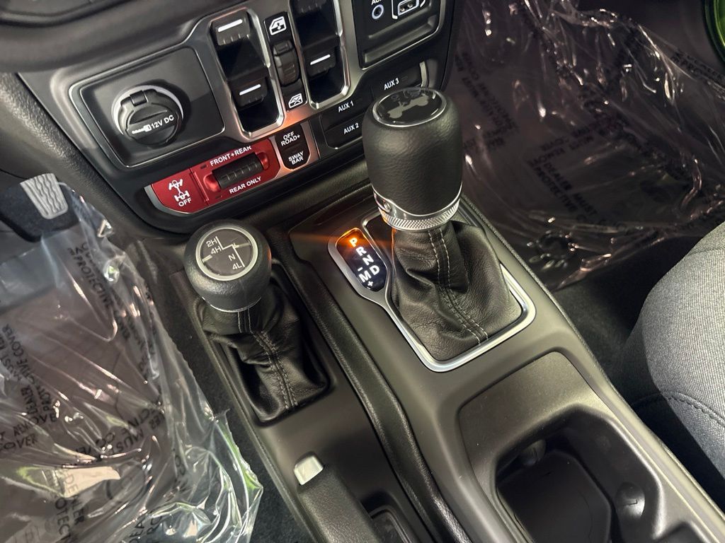Thumbnail: 2026 Jeep Wrangler - 27