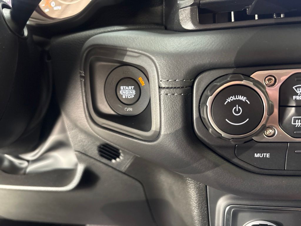 Thumbnail: 2026 Jeep Wrangler - 24