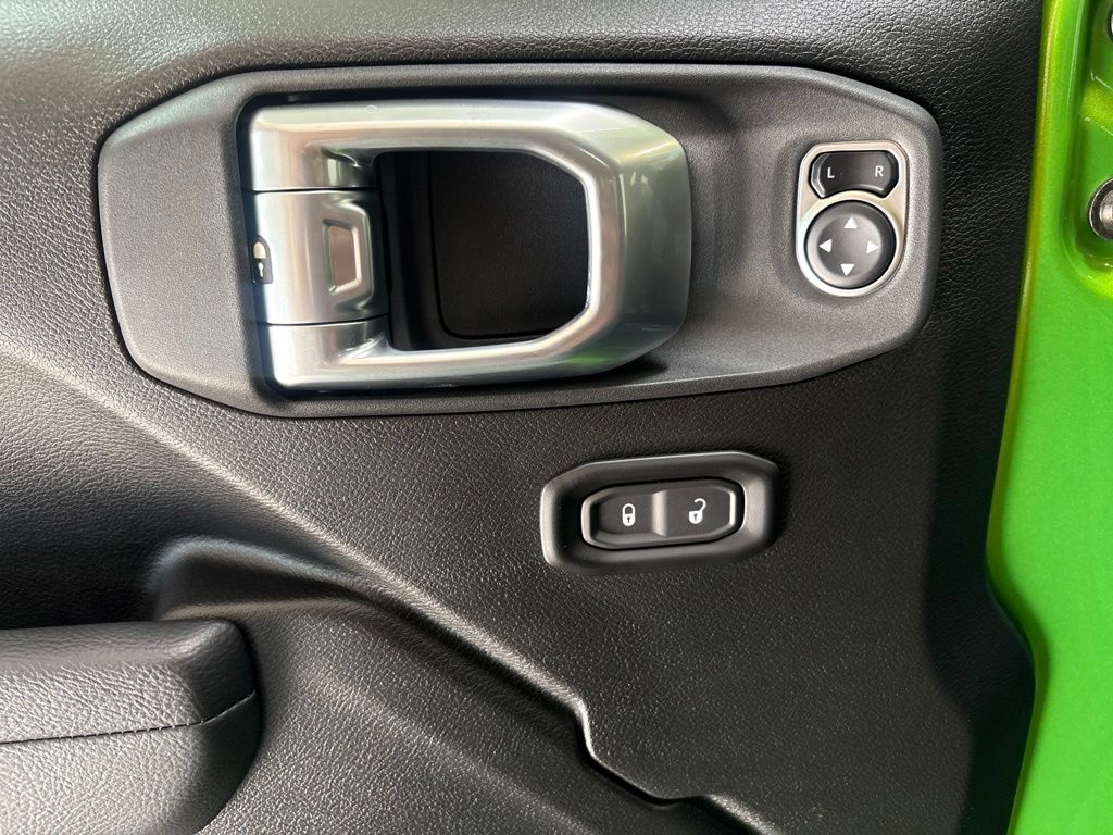 Thumbnail: 2026 Jeep Wrangler - 21