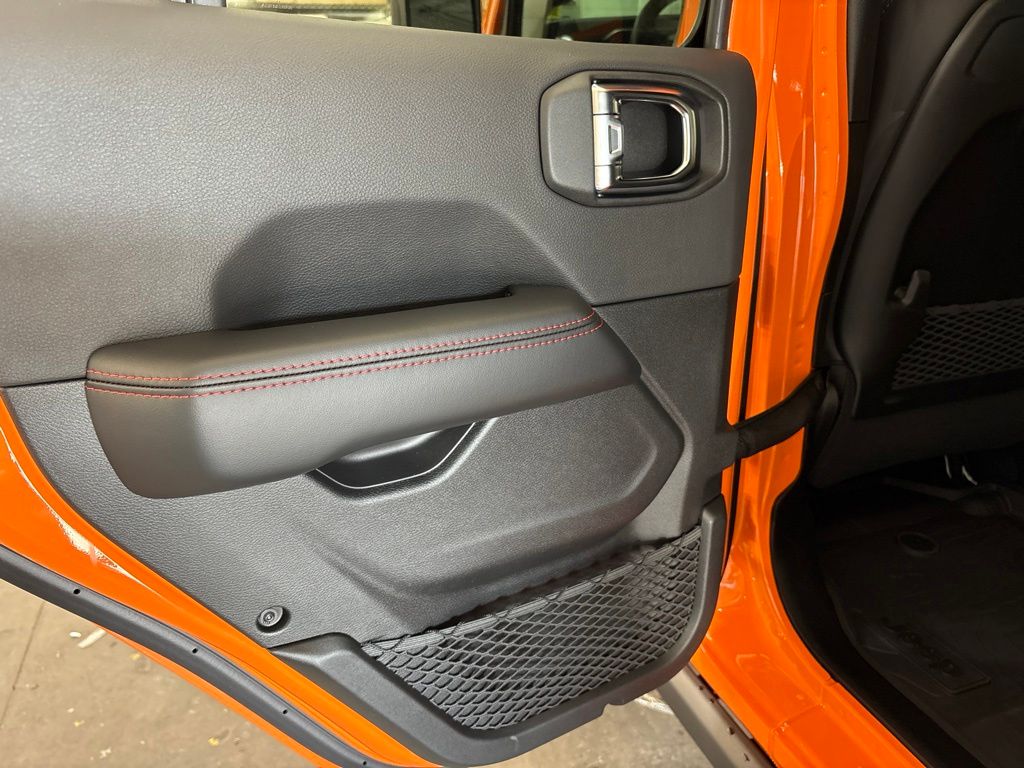 Thumbnail: 2026 Jeep Wrangler - 33