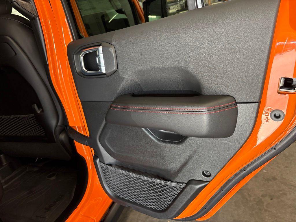 Thumbnail: 2026 Jeep Wrangler - 38