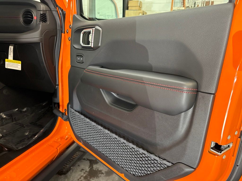 Thumbnail: 2026 Jeep Wrangler - 42
