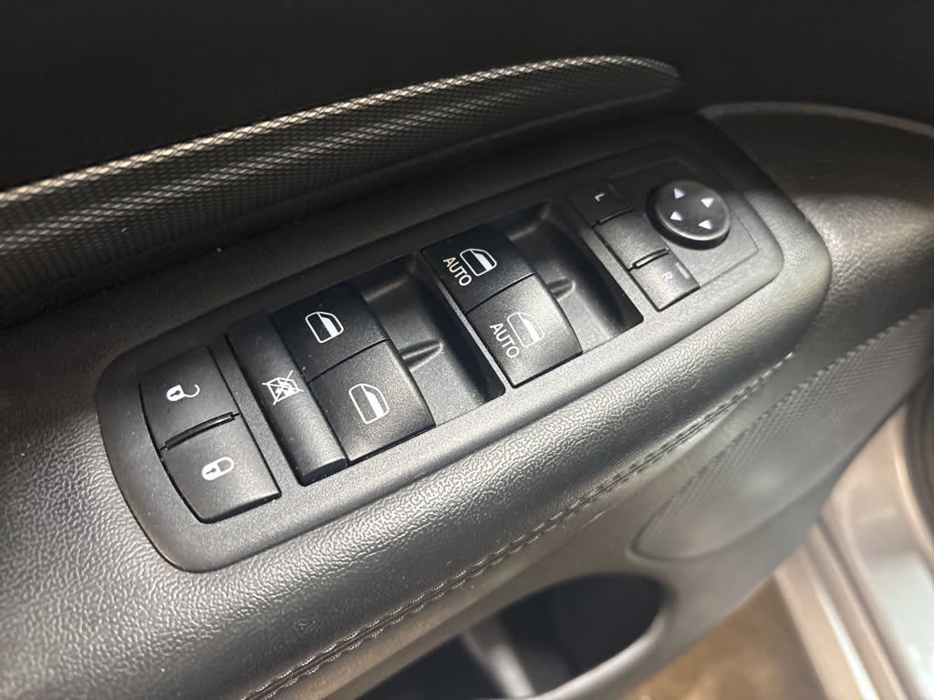 Thumbnail: 2018 Dodge Durango - 21