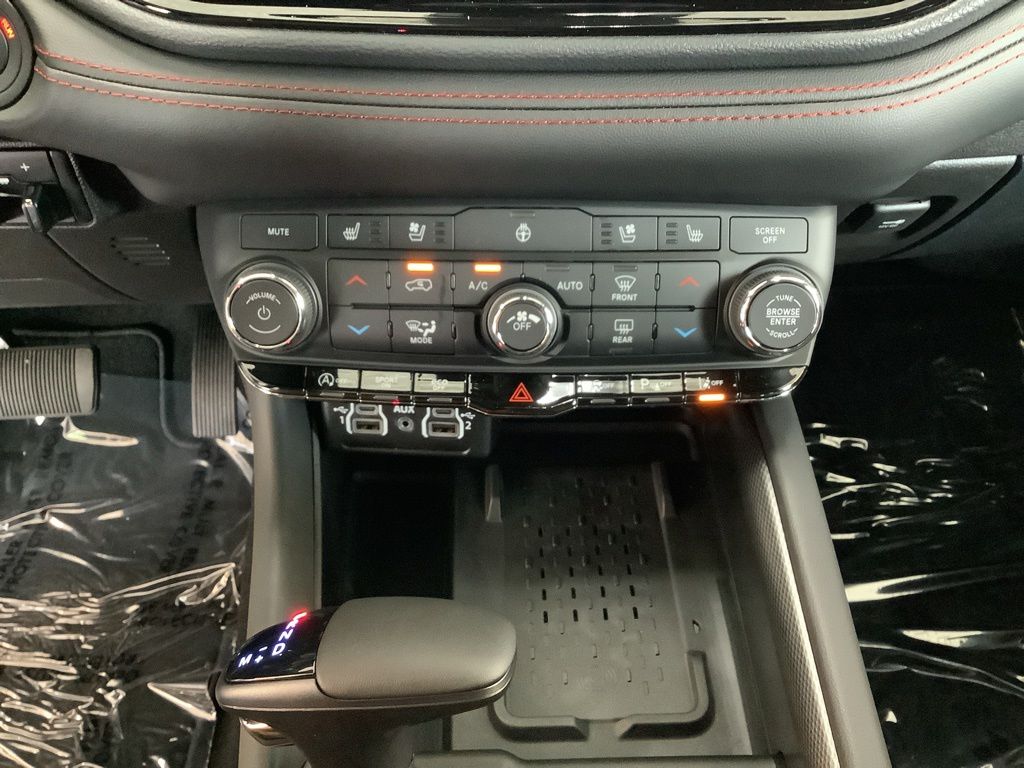 Thumbnail: 2026 Dodge Durango - 12