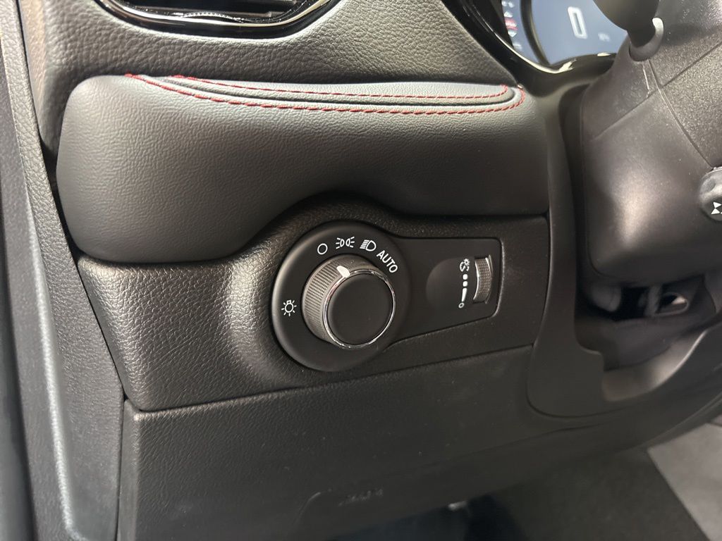 Thumbnail: 2026 Dodge Durango - 24