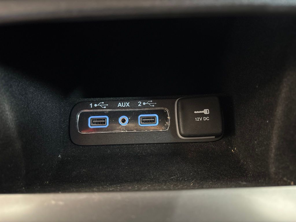 Thumbnail: 2020 Jeep Grand Cherokee - 29