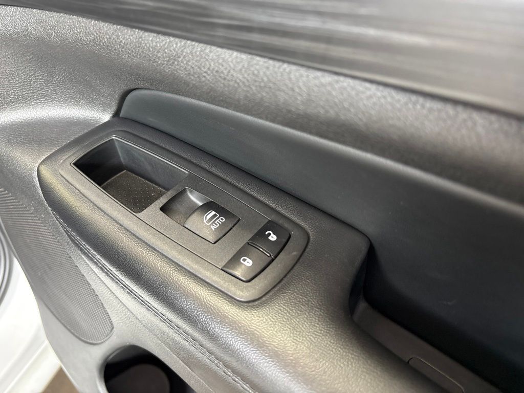 Thumbnail: 2020 Jeep Grand Cherokee - 45