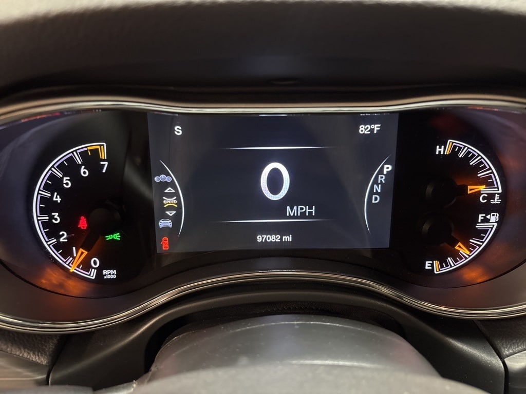 Thumbnail: 2021 Jeep Grand Cherokee - 16