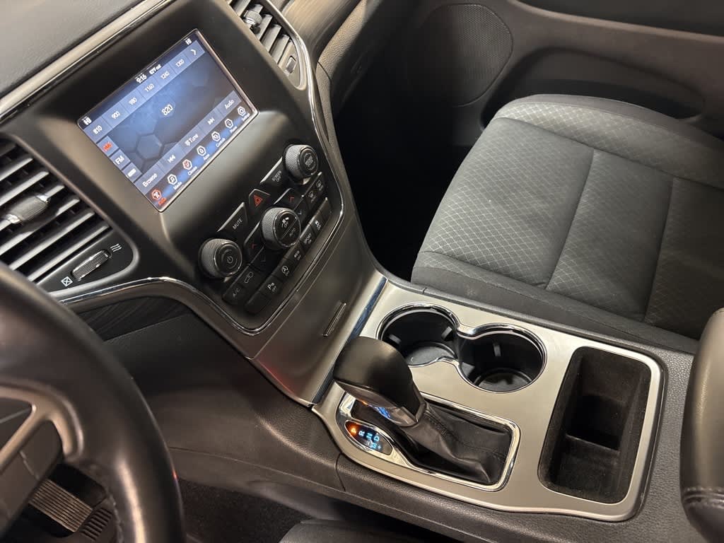 Thumbnail: 2021 Jeep Grand Cherokee - 25