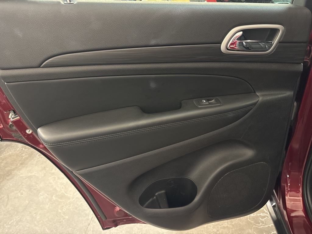 Thumbnail: 2021 Jeep Grand Cherokee - 29