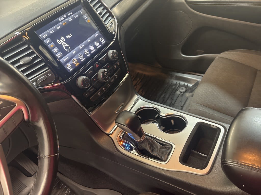 Thumbnail: 2020 Jeep Grand Cherokee - 14