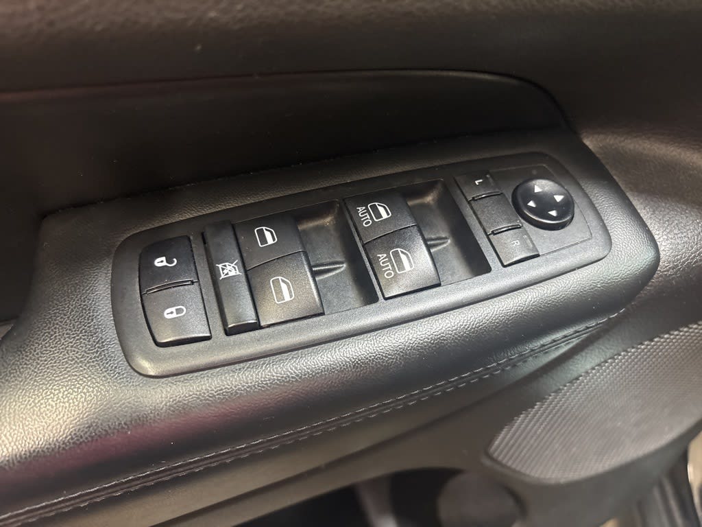 Thumbnail: 2020 Jeep Grand Cherokee - 22