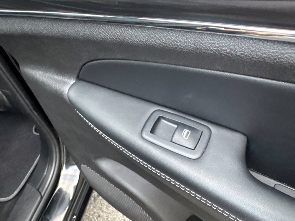 Thumbnail: 2021 Jeep Grand Cherokee - 38