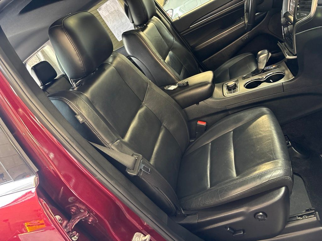 Thumbnail: 2018 Jeep Grand Cherokee - 10