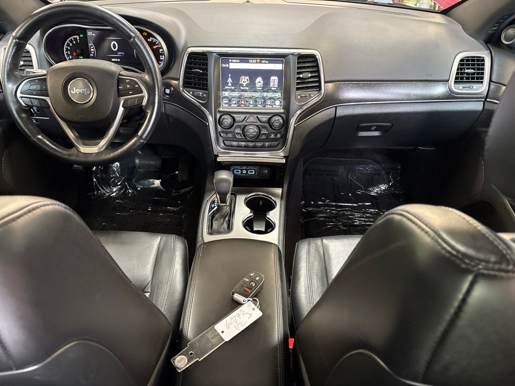 Thumbnail: 2018 Jeep Grand Cherokee - 12