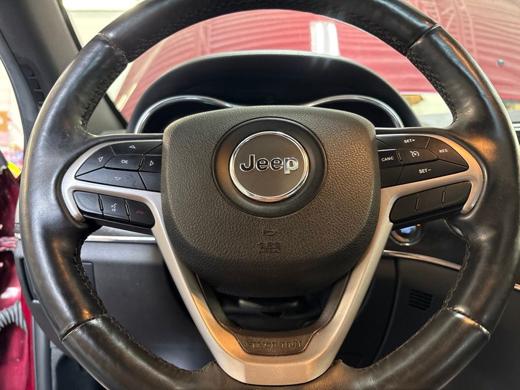Thumbnail: 2018 Jeep Grand Cherokee - 8