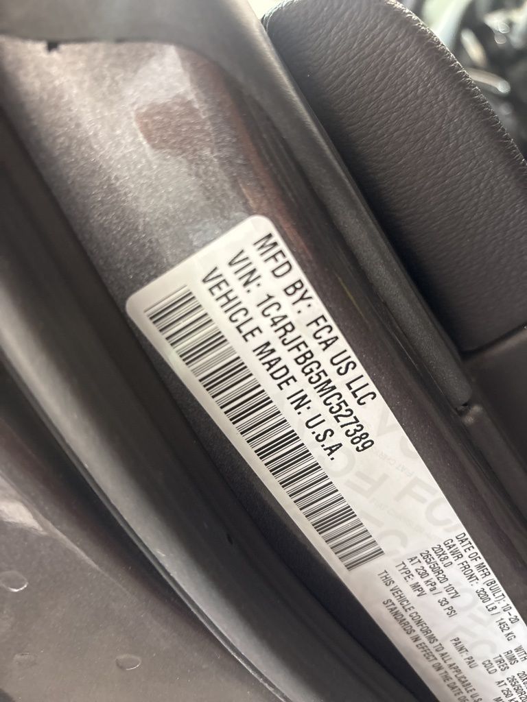 Thumbnail: 2021 Jeep Grand Cherokee - 47