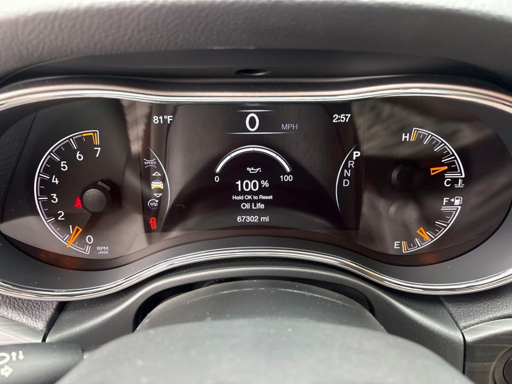 Thumbnail: 2020 Jeep Grand Cherokee - 16