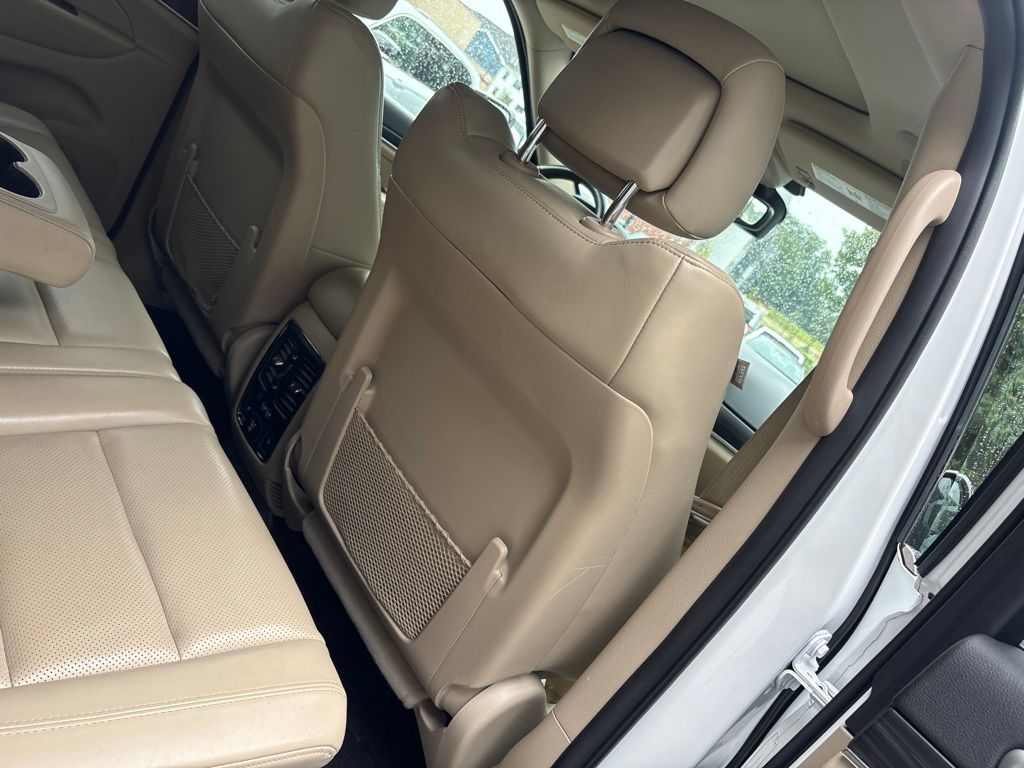 Thumbnail: 2020 Jeep Grand Cherokee - 12