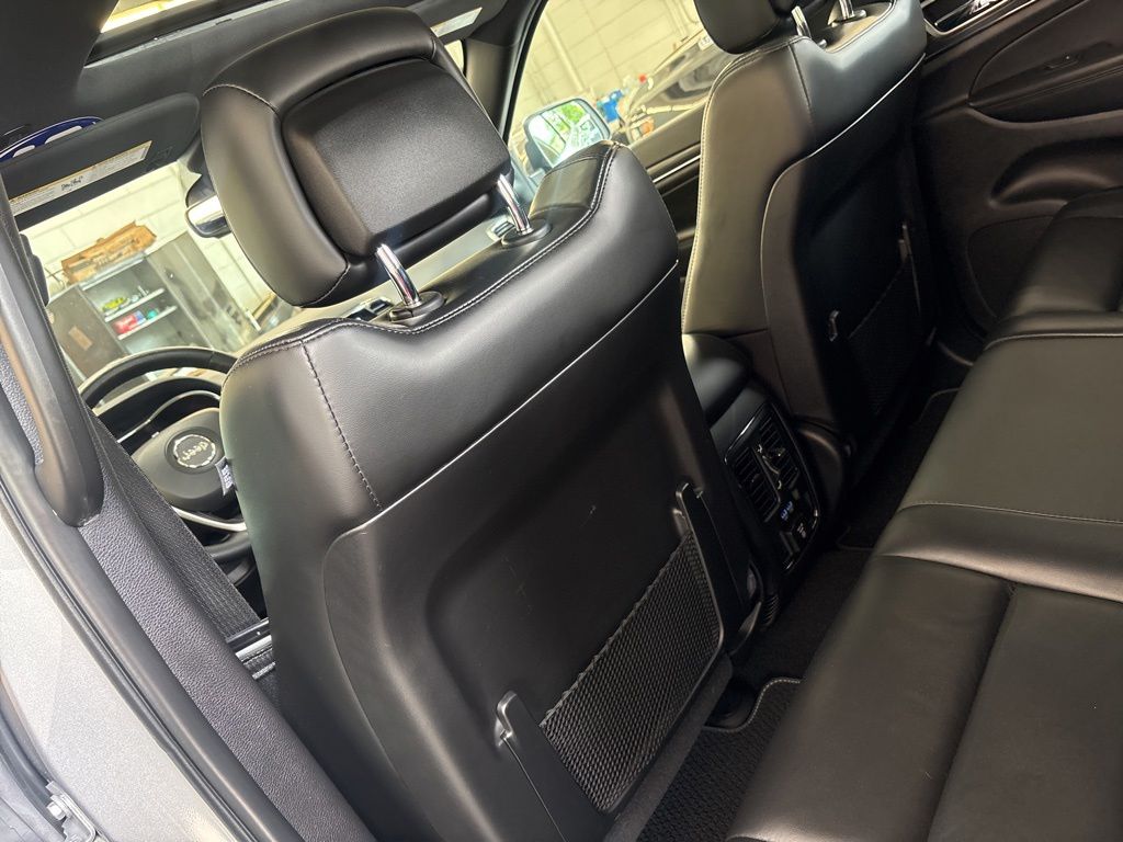 Thumbnail: 2021 Jeep Grand Cherokee - 6