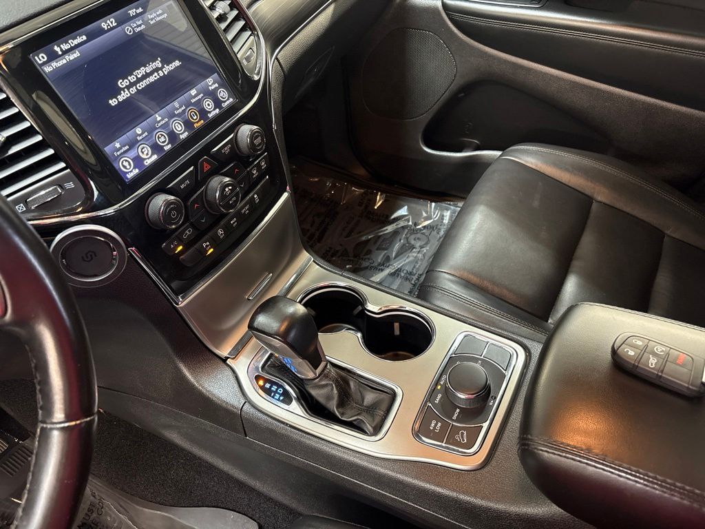 Thumbnail: 2021 Jeep Grand Cherokee - 14