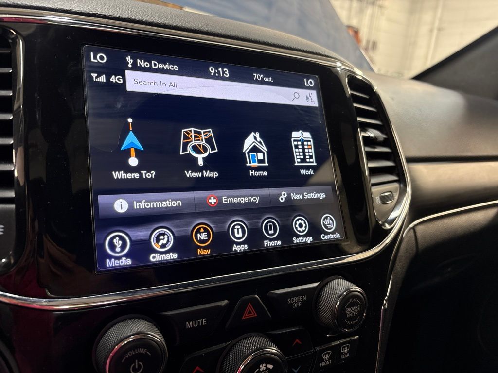 Thumbnail: 2021 Jeep Grand Cherokee - 27