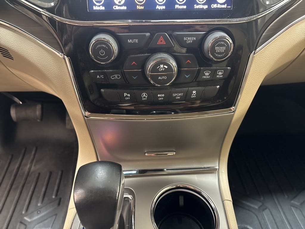 Thumbnail: 2021 Jeep Grand Cherokee - 30