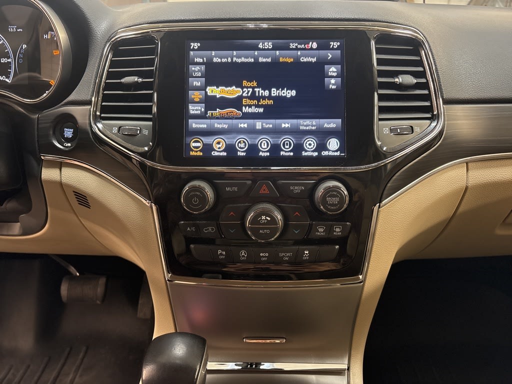 Thumbnail: 2021 Jeep Grand Cherokee - 15