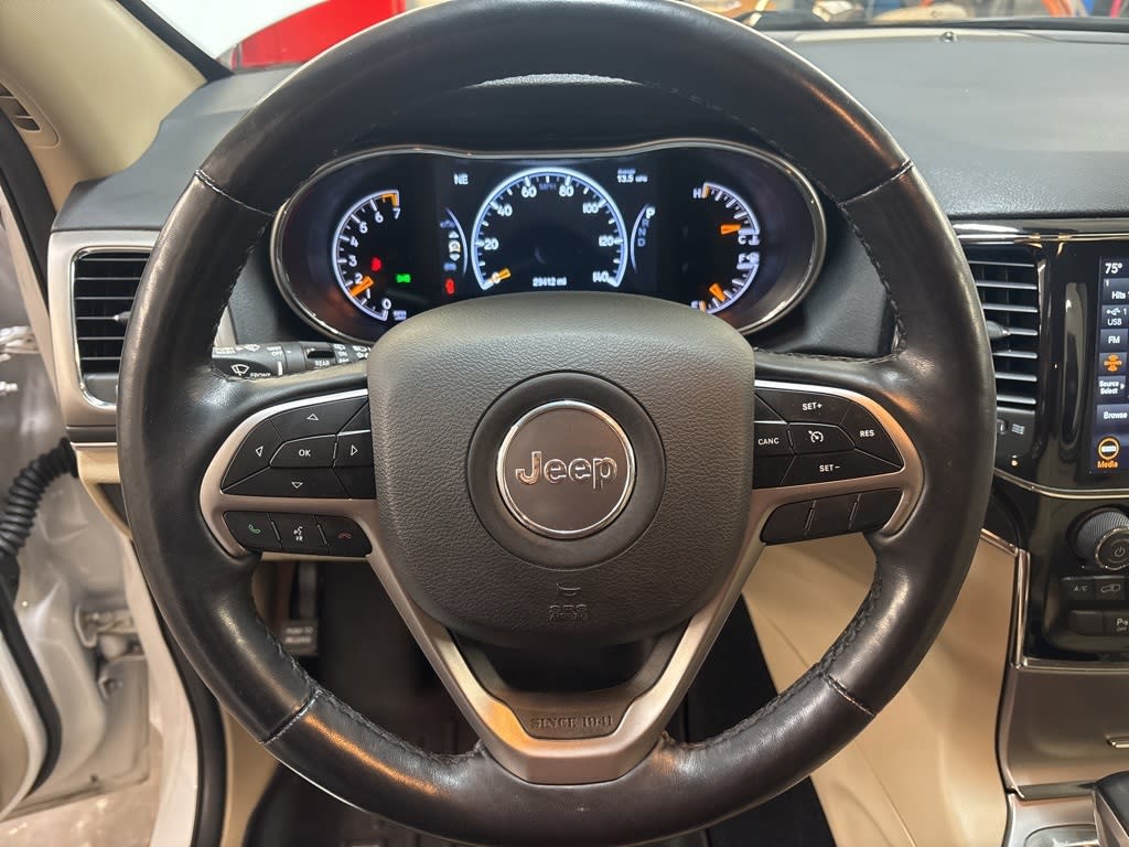 Thumbnail: 2021 Jeep Grand Cherokee - 9