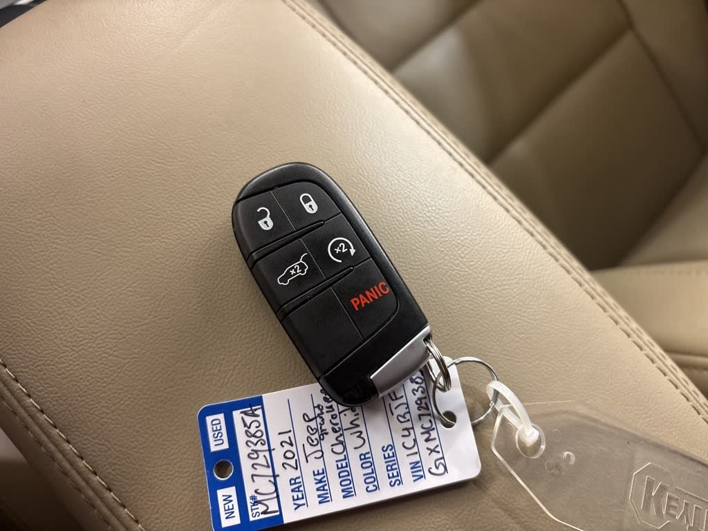 Thumbnail: 2021 Jeep Grand Cherokee - 19