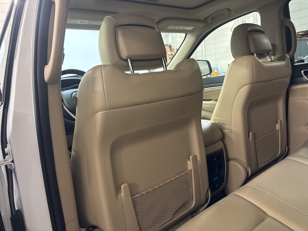 Thumbnail: 2021 Jeep Grand Cherokee - 12