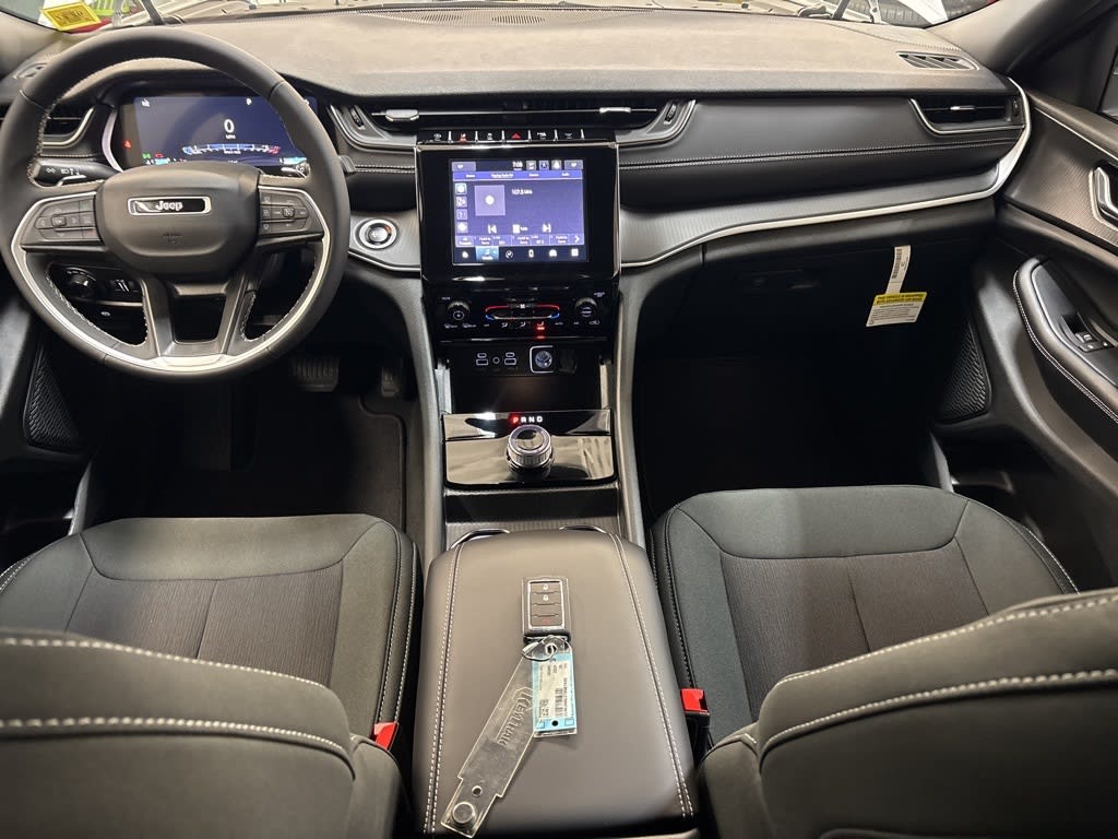 Thumbnail: 2026 Jeep Grand Cherokee - 12