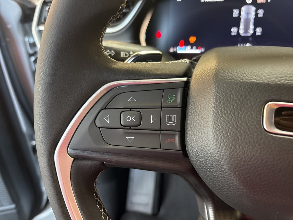 Thumbnail: 2025 Jeep Grand Cherokee - 23