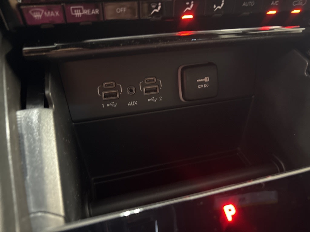 Thumbnail: 2025 Jeep Grand Cherokee - 27