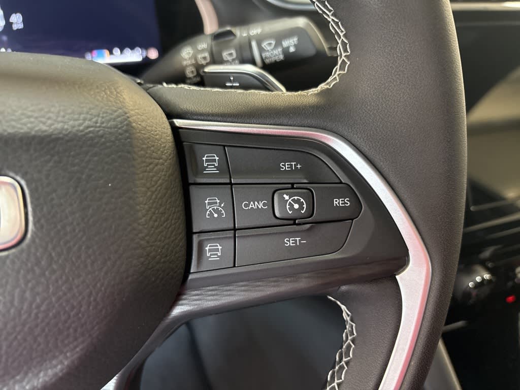 Thumbnail: 2025 Jeep Grand Cherokee - 24