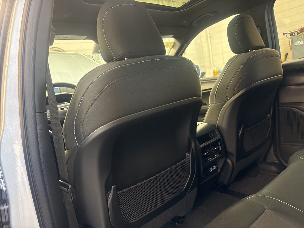Thumbnail: 2026 Jeep Grand Cherokee - 11