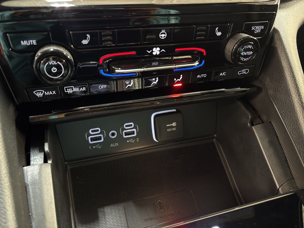 Thumbnail: 2025 Jeep Grand Cherokee - 26