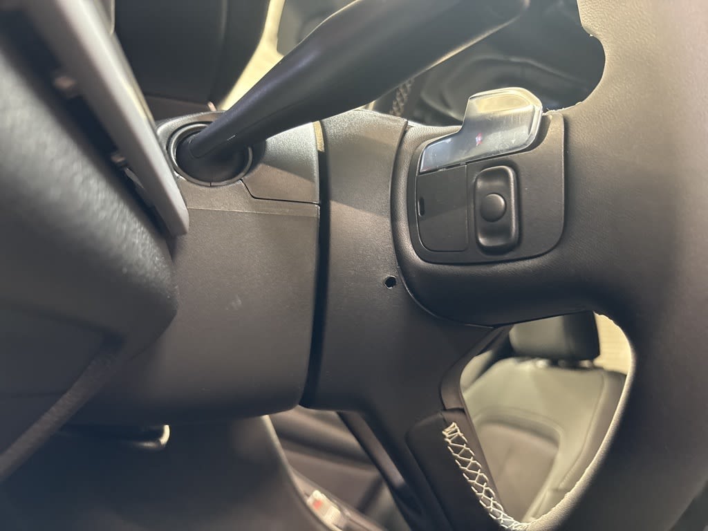 Thumbnail: 2026 Jeep Grand Cherokee - 22