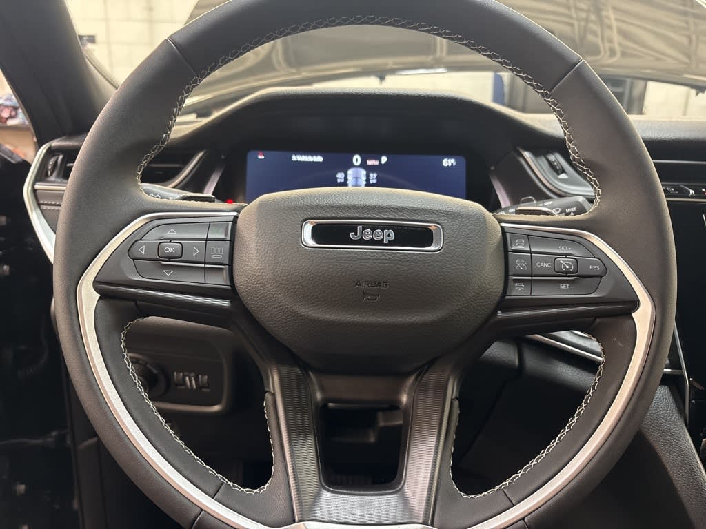 Thumbnail: 2026 Jeep Grand Cherokee - 7