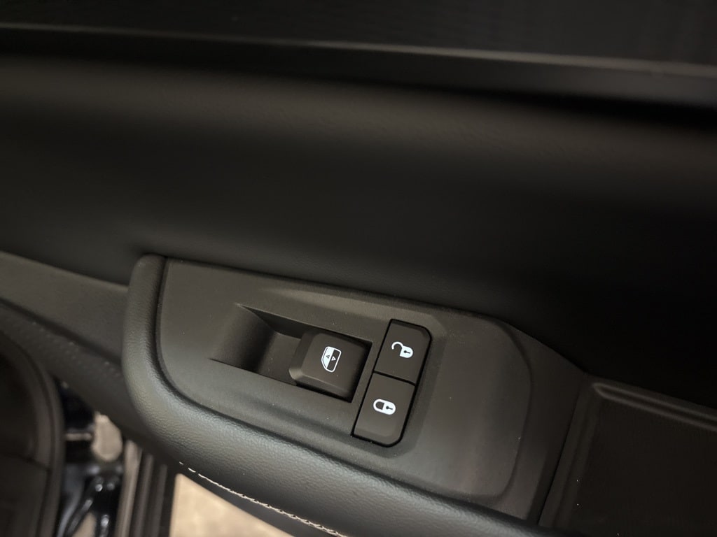 Thumbnail: 2026 Jeep Grand Cherokee - 31