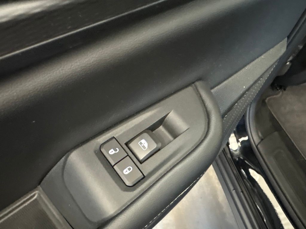 Thumbnail: 2026 Jeep Grand Cherokee - 32