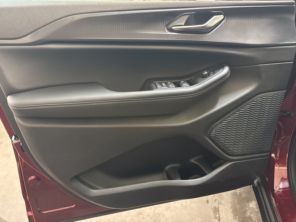 Thumbnail: 2025 Jeep Grand Cherokee - 20