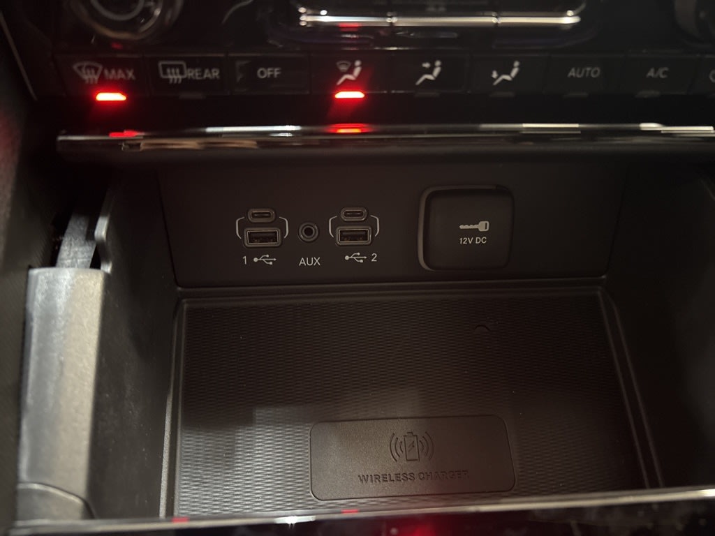 Thumbnail: 2025 Jeep Grand Cherokee - 26