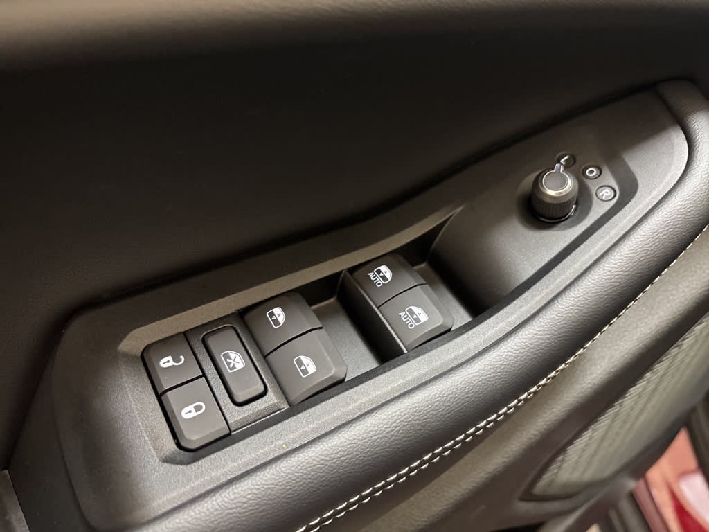 Thumbnail: 2025 Jeep Grand Cherokee - 21