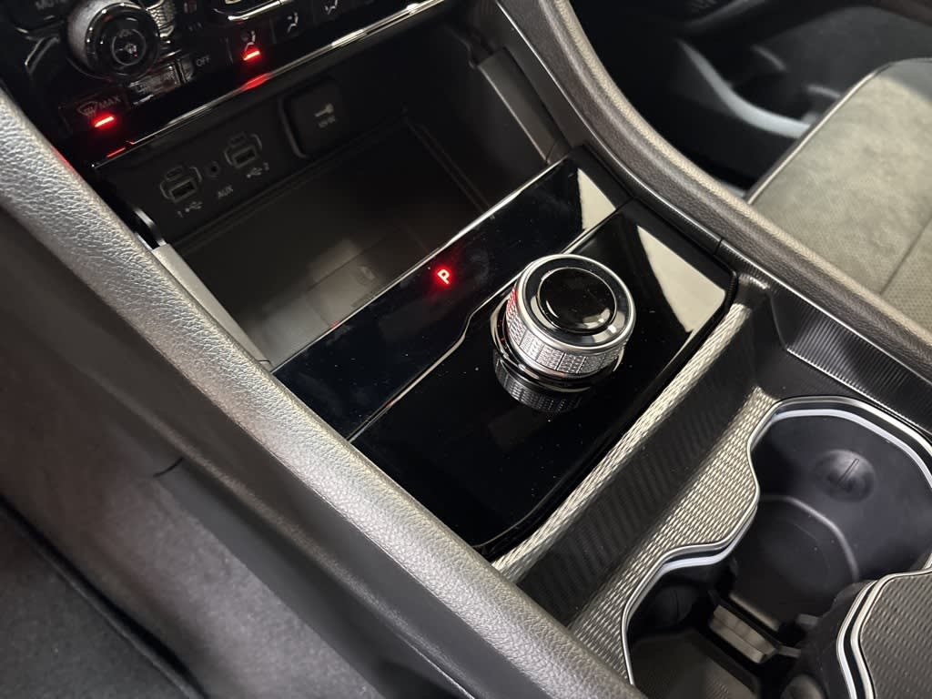 Thumbnail: 2025 Jeep Grand Cherokee - 27