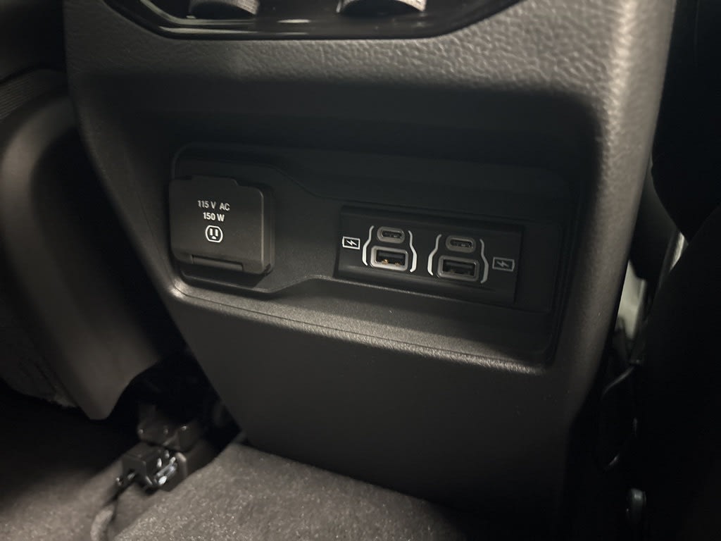 Thumbnail: 2025 Jeep Grand Cherokee - 38