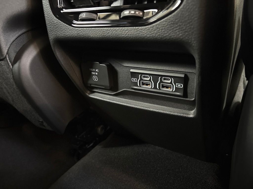 Thumbnail: 2026 Jeep Grand Cherokee - 42